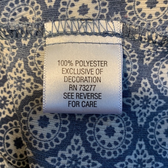 Croft & Barrow Women’s Top - Picture 6 of 6